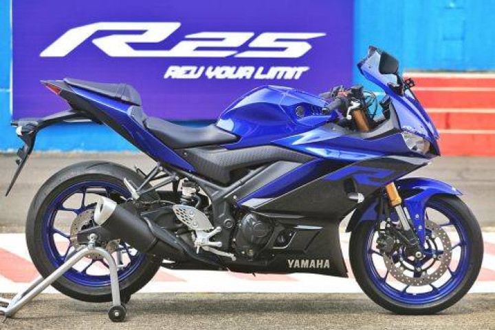Harga dan Spesifikasi Lengkap Yamaha R25 2025 di Yamaha Arista Indramayu - Jatibarang